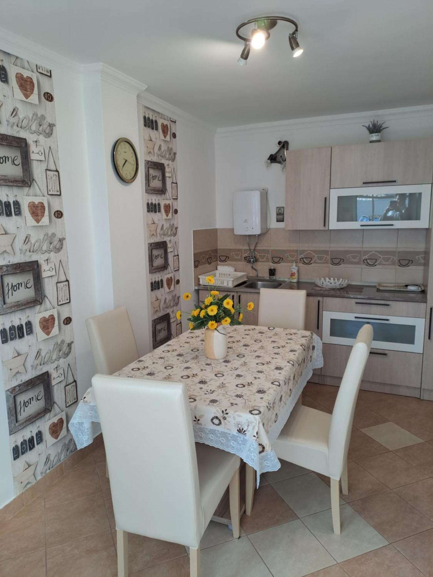 Katarina Apartman Hajduszoboszlo Exterior photo